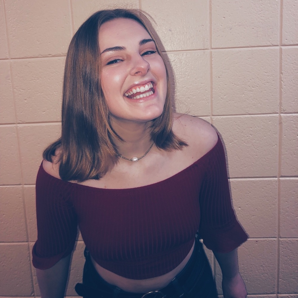 Meet your Posher, Lauren